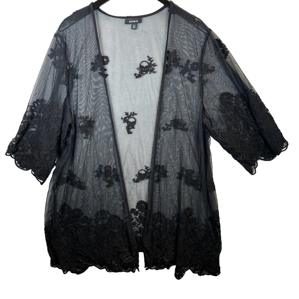 Torrid Black Sheer Mesh Embroidered Skull Floral Kimono Cardigan Goth Witchy
